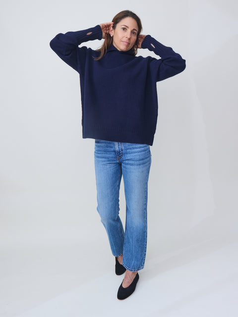 Lulu, navy