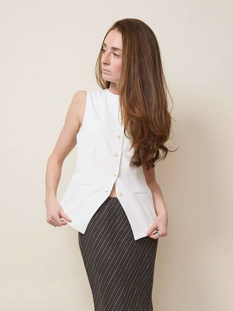 Saruma Vest, Egret