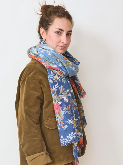 Fleur Shawl, jeans