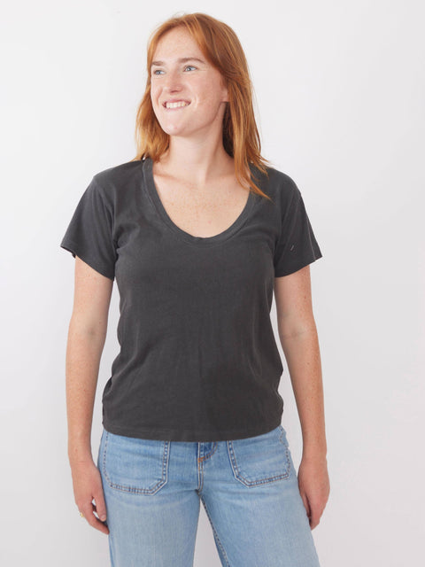 Slim U-neck Tee, Black