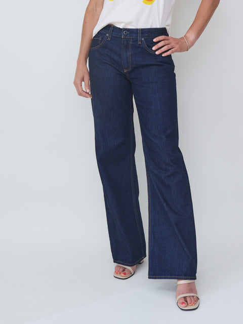 Sullivan Jean, Indigo Resin