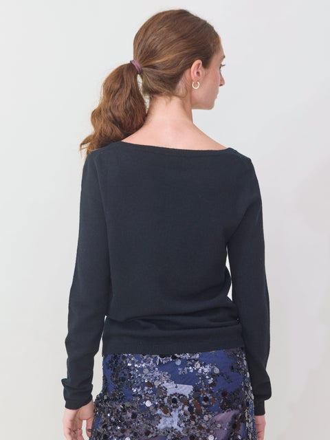 Asymmetrical V-neck, noir