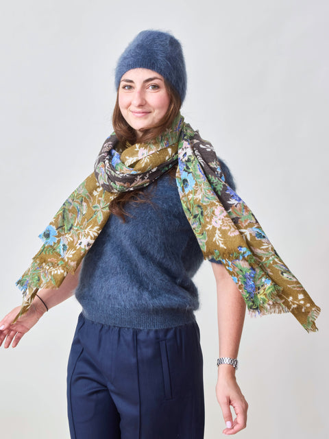 Fleur Shawl, black olive