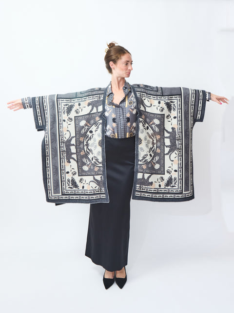 Roses & Cats Wool Cape