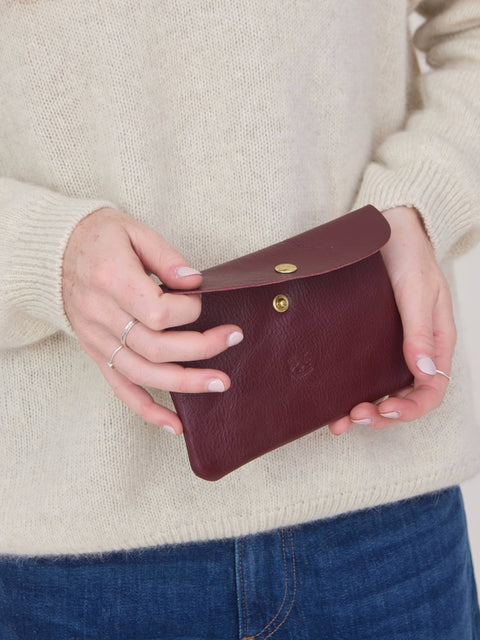 Cowhide Case SCA007, Black Cherry