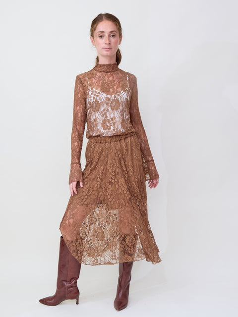 Meena, Dark Camel
