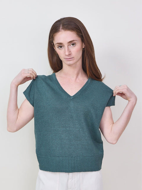 Cap Sleeve Vee, Laurel