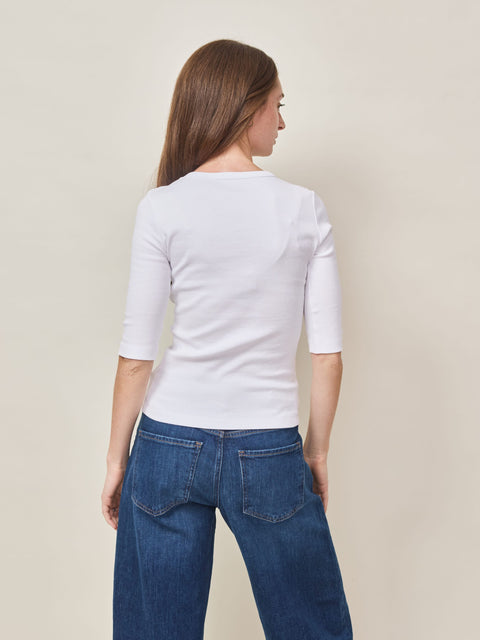 Akari Crew, white