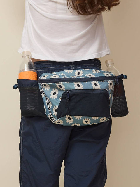 Adventure Hip Pack, falling daisy