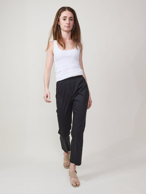 Slim Straight Pull-on Pant, black