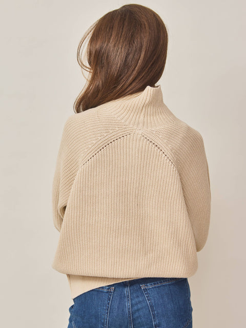 Lauren, vintage oat