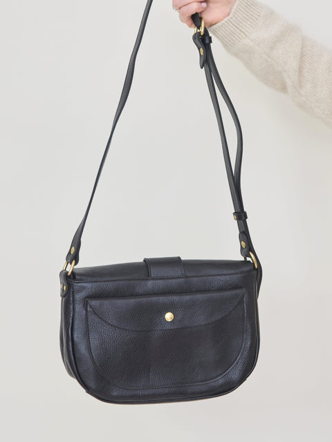 Fausta, black