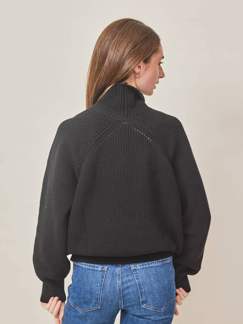 Lauren, black