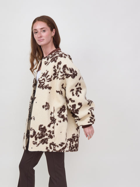 Tapestry Bomber, Merin
