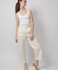 Cosmo, off white