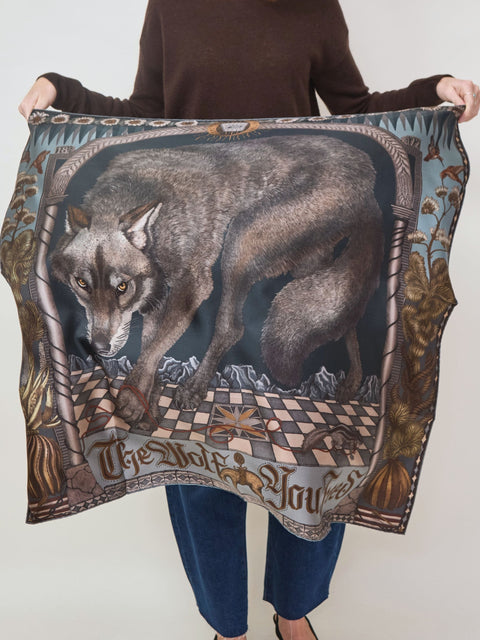 Wolf You Feed, 90cm silk, gunmetal