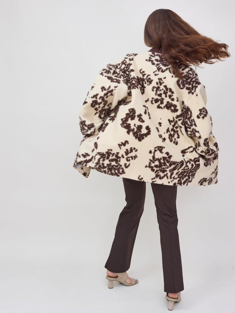 Tapestry Bomber, Merin