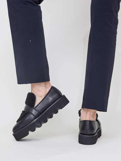 Furry Lugg Loafer, black