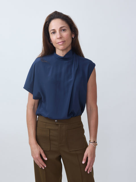 Eva, Navy Blue
