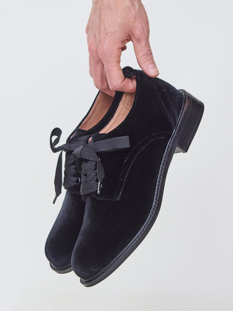 Pat Ox, black velvet