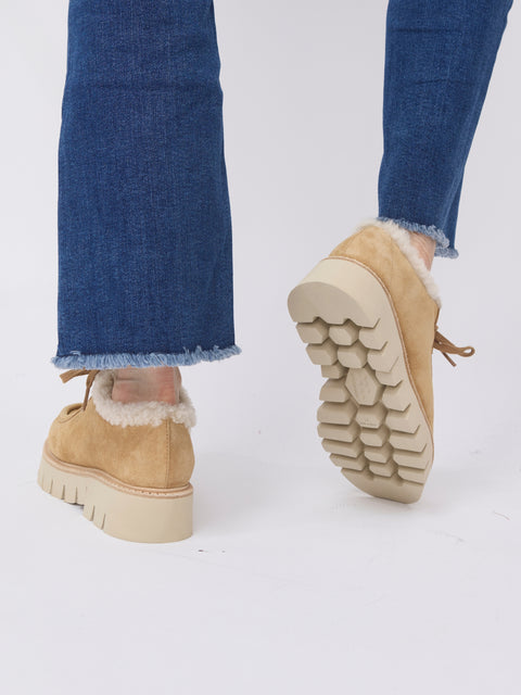 Soe Shearling Boot, Beige