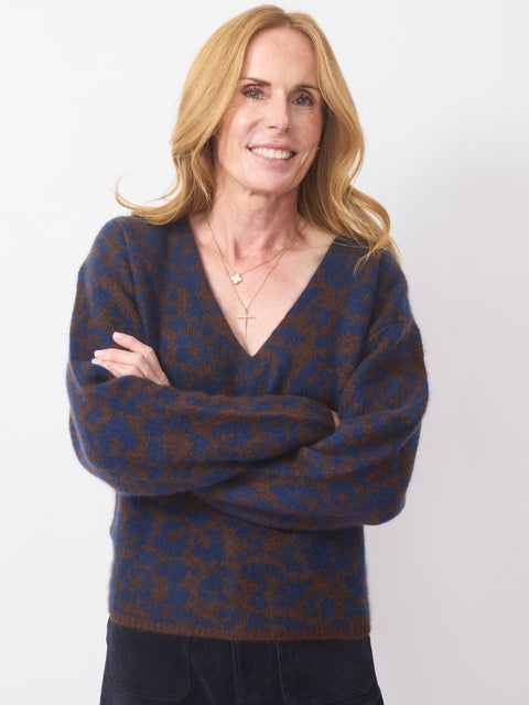 Silk Cashmere V-Neck, Leo Floral Midnight