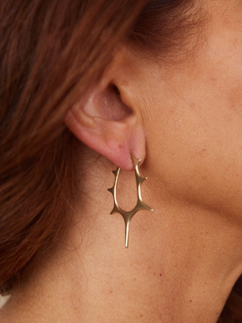 Thorn Hoops, Brass