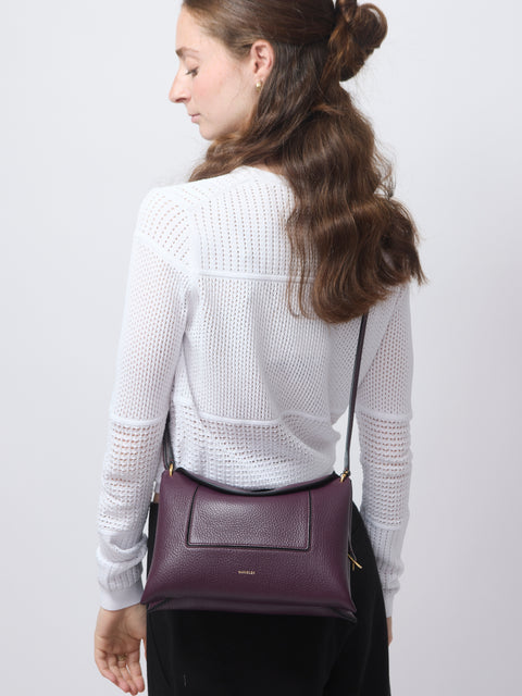 Penelope Slouch, Aubergine Crust
