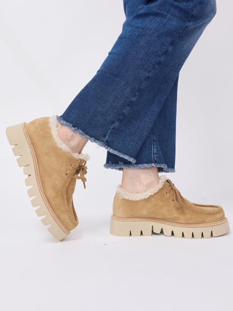 Soe Shearling Boot, Beige