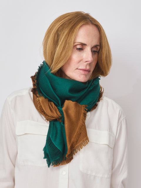 Mother Earth Satin Weave, Tama Green/Wood Brown