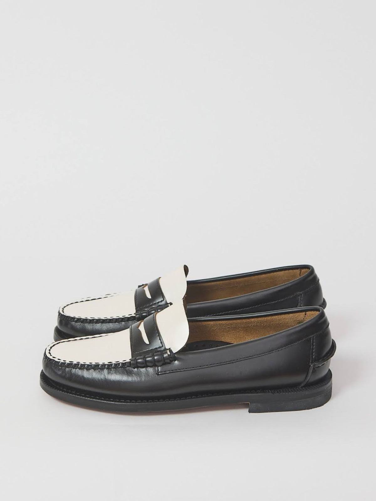 SEBAGO MEN\'S CLASSIC DAN LOAFER SHOES, BLACK-WHITE - 13 REGULAR Amazon.com | Sebago Men main image 2