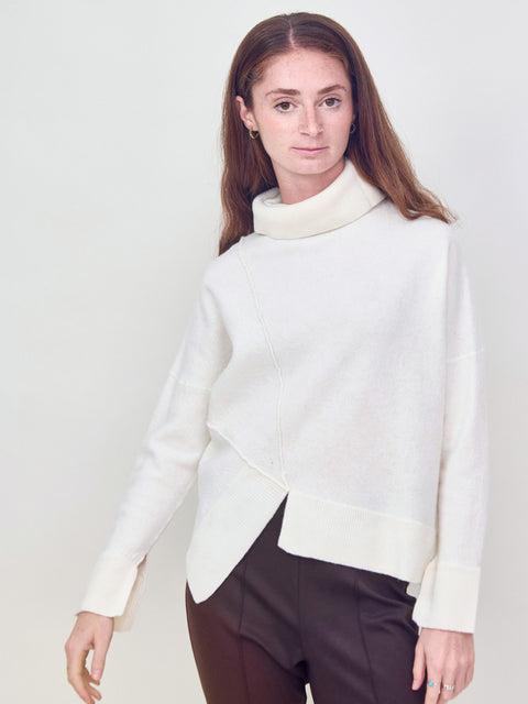 Seamed Turtleneck, cream