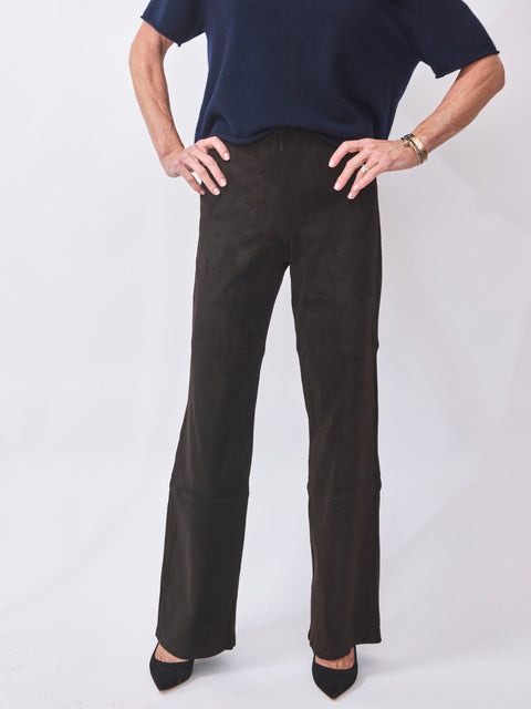 Karina suede, iron