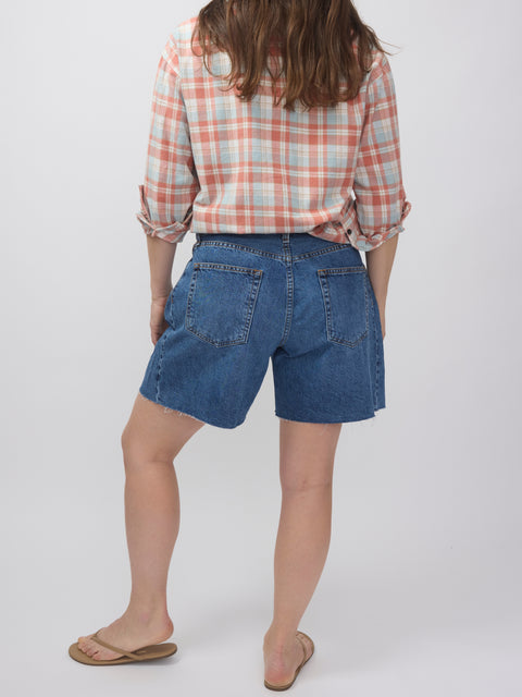 The Sloop Short, Port