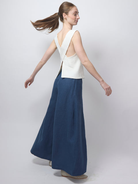 Aku Top, white