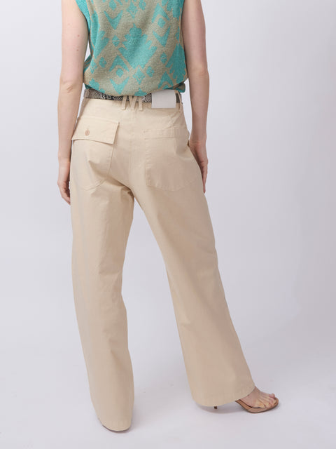 Isandro Pant, coloniale