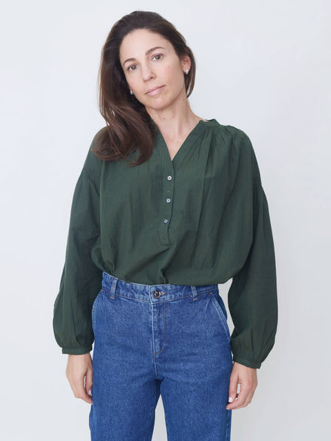 Nipoa, dark green