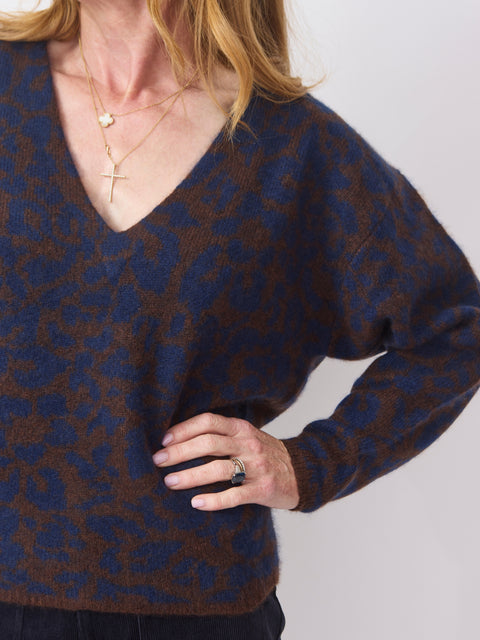 Silk Cashmere V-Neck, Leo Floral Midnight