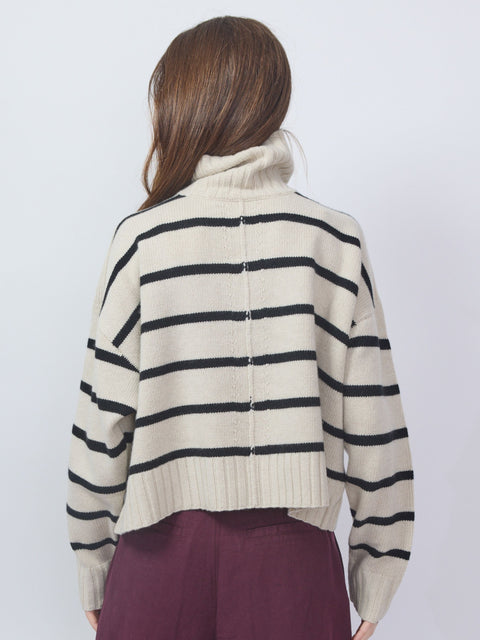 Ari Cropped Turtle, cream & black stripe