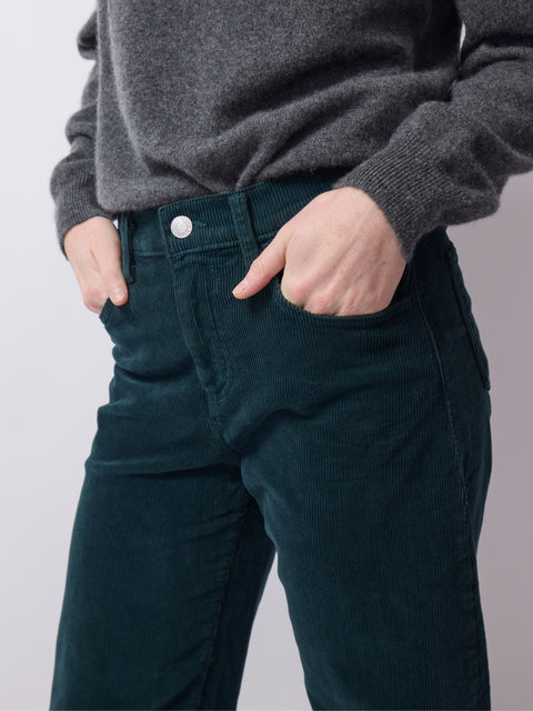 Brennan Corduroy, Peacock