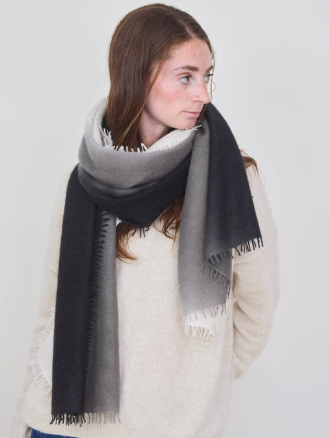 Luxo Cashmere Scarf, black/grey/cream