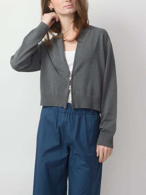Zip-Up Cardigan, Londra