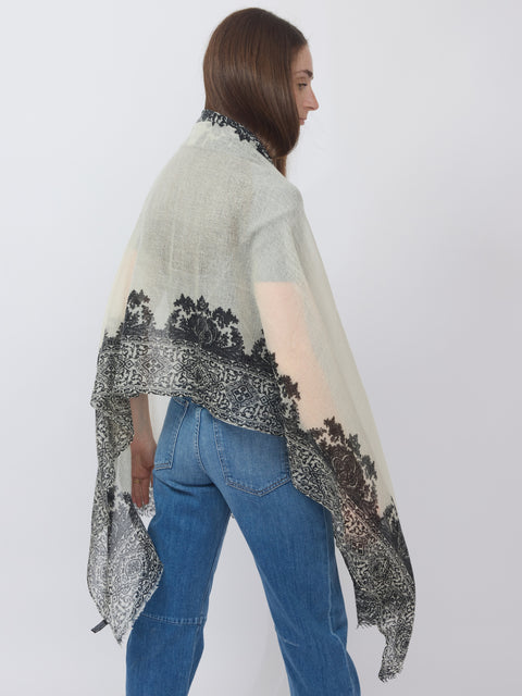 Cashmere Whisper Scarf, ivory/black Paisley