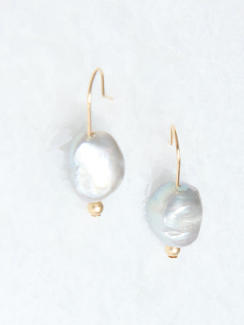 Mila Silver Pearl Earring