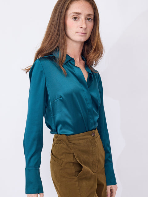 Le Blouse Slim, Neptune