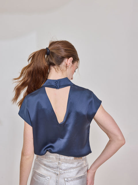 Cowl Shell, Midnight