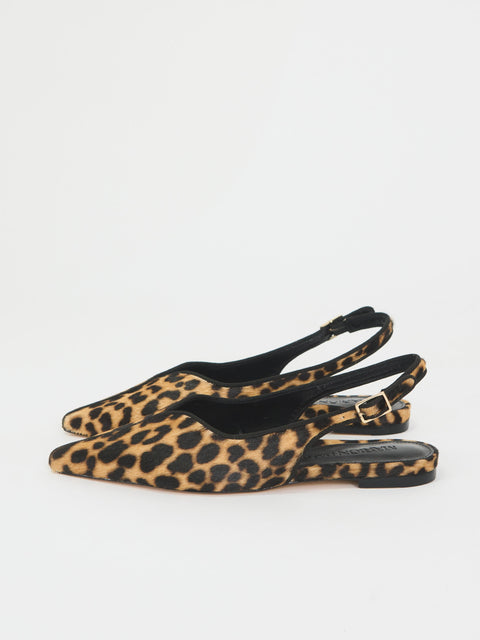 Cynthia Flat, leopard