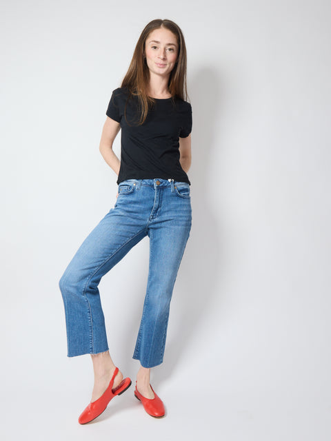 Vic Crop, Brilliant Blue