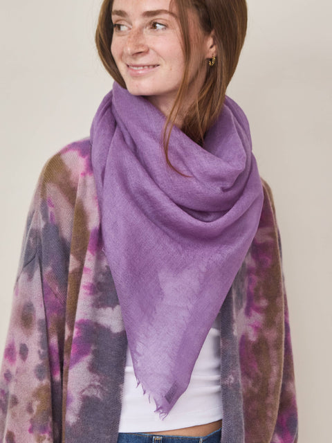 Whisper Cashmere Poet Square, lavender