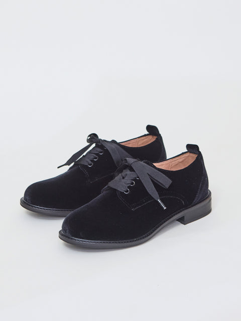 Pat Ox, black velvet